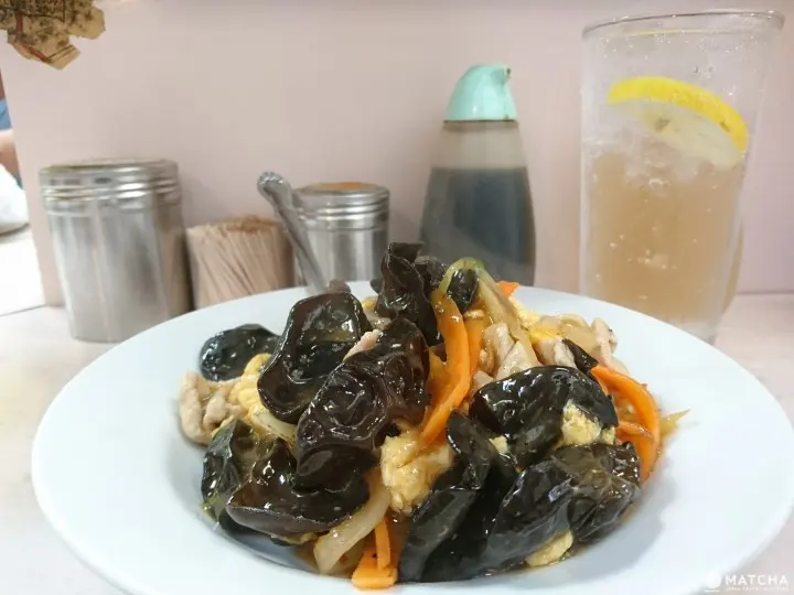 到新宿回憶橫丁跟著上班族吃便宜好料