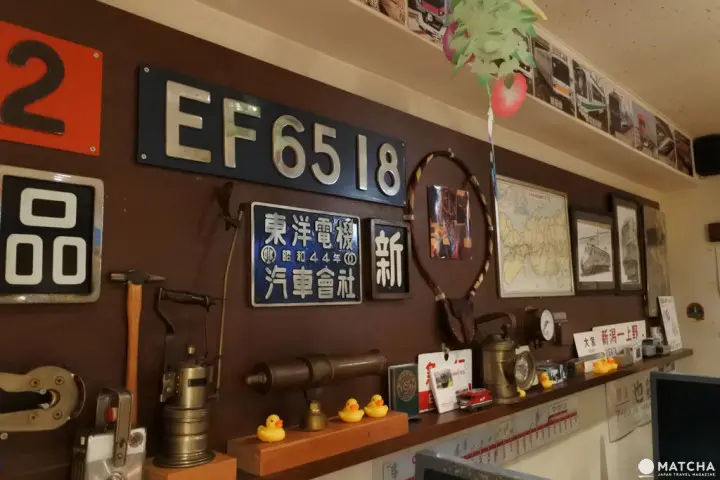 秋葉原 鐵道 電車 招牌