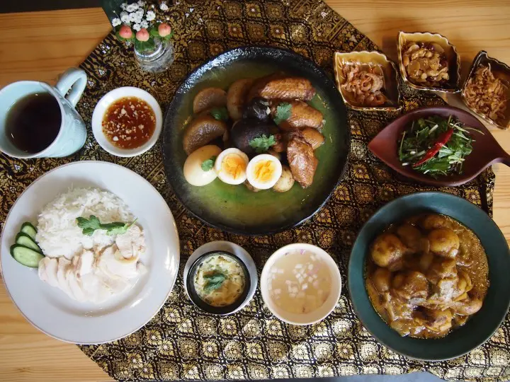 シーナと一平世界料理