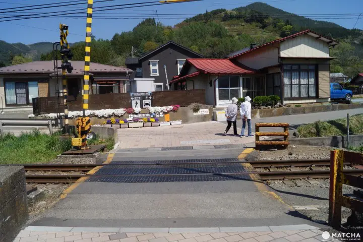 下吉田駅 踏切