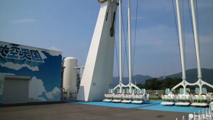 世界唯一一个的帕丁顿熊主题乐园已在相模湖森林游乐园开幕！机动游戏、烧烤场、温泉设施齐备，最适合一家大小来玩了！