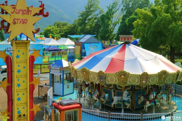 世界唯一一个的柏灵顿熊主题乐园已在相模湖森林游乐园开幕！机动游戏、烧烤场、温泉设施齐备，最适合一家大小来玩了！