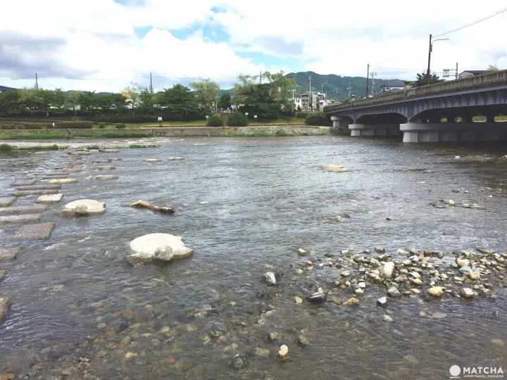跟着绫濑遥穿越时空踏访京都