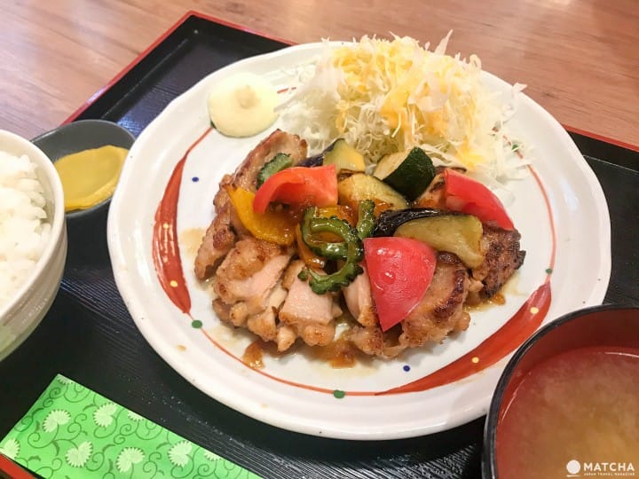 鳥良商店夏季野菜定食