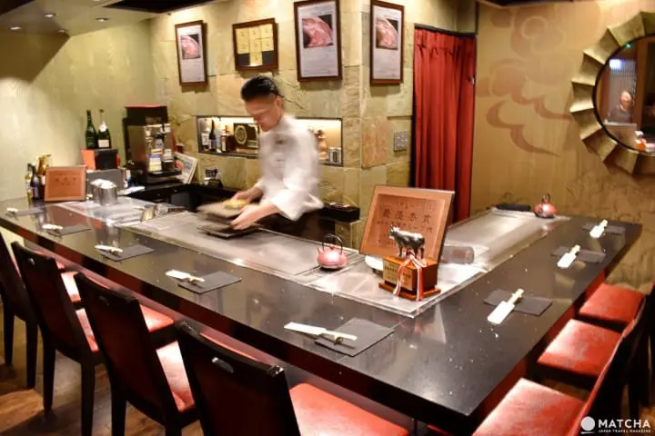 มื้อเที่ยงสุดหรูด้วยเนื้อโกเบกิวราคาน่าคบที่เท็ปปันยากิ Kobe Tanryu