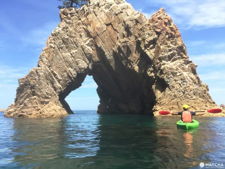 下望25公尺海底世界 『鳥取』浦富海岸獨木舟攻略