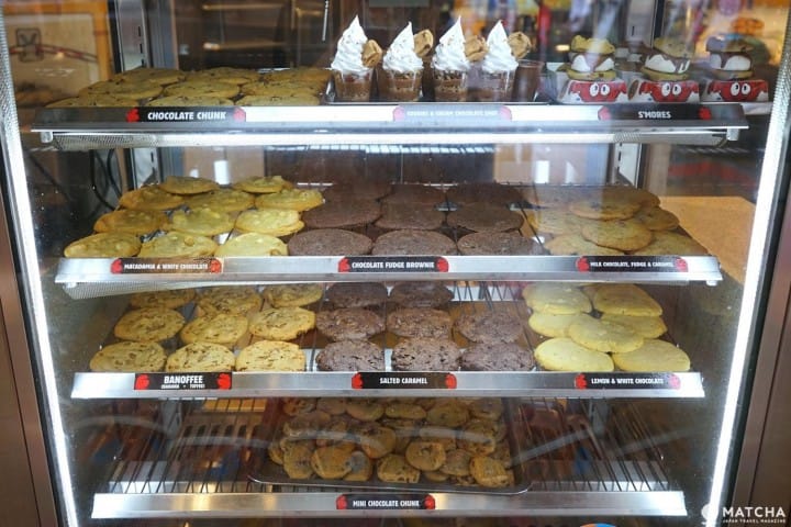 Cookie Time - Edible Cookie Dough, Freakshakes And Karaoke In Harajuku