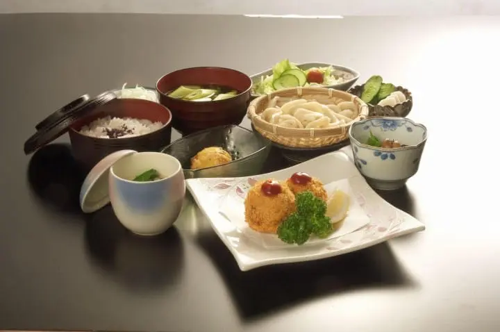 ชิมเหล้าญี่ปุ่นจากทั่วไซตามะในที่เดียวที่ Koedo Kurari ในเมืองลิตเติ้ลเอโดะ คาวาโกเอะ (Kawagoe)