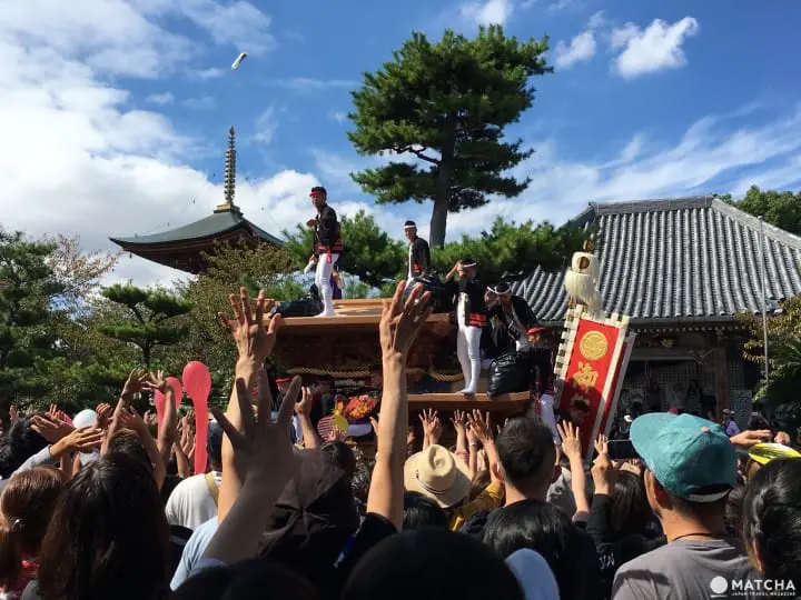 だんじり宮入り