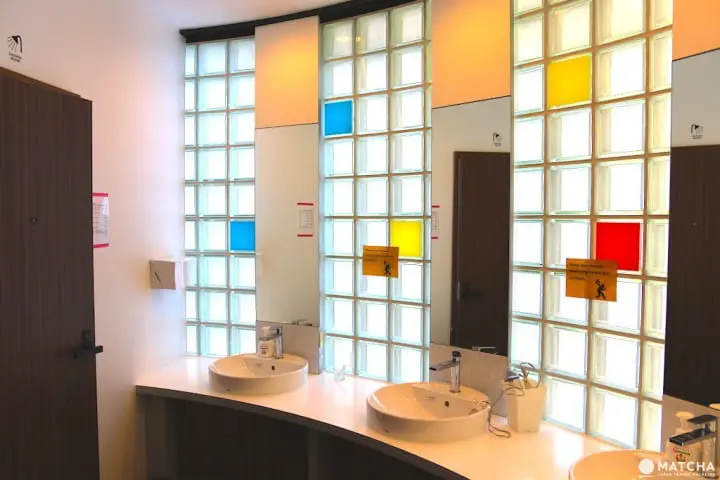 『金澤』藏身於商店街中的極簡風民宿KANAME HOSTEL