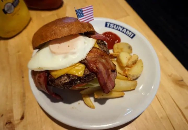 โยโกสุกะมีอะไรดี!? ชมทุ่งคอสมอส เรือรบอลังการ และเครื่องรางไม่เหมือนใคร (Yokosuka)