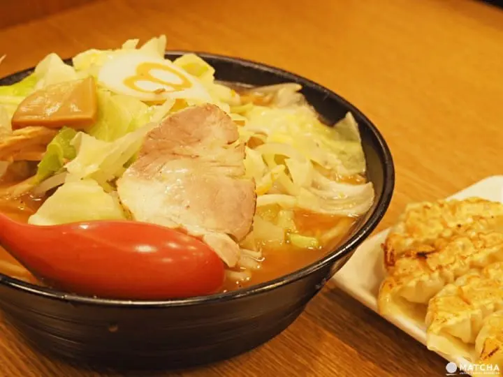 八番麺屋　拉麵 