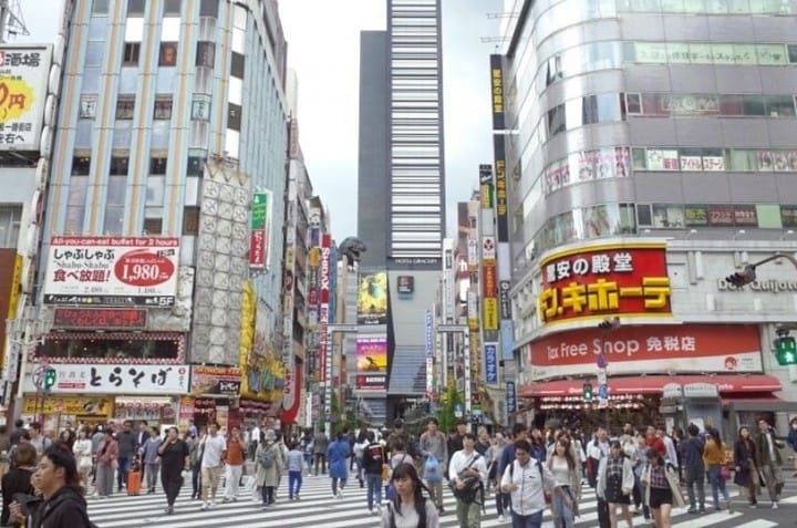A Day Trip Through Tokyo's Most Popular Areas By Bus for Just 500 Yen