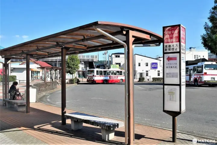 駅前ロータリー