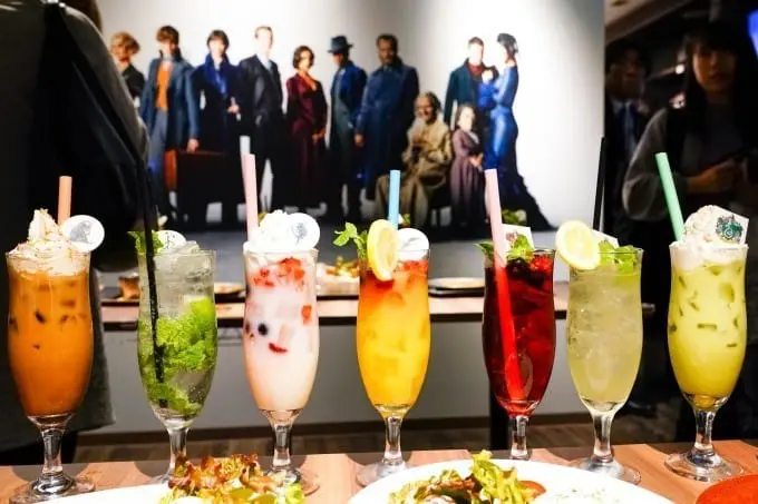 เปิดโลกเวทย์มนต์กับคาเฟ่สุดพิเศษของ Harry Potter และ Fantastic Beasts!