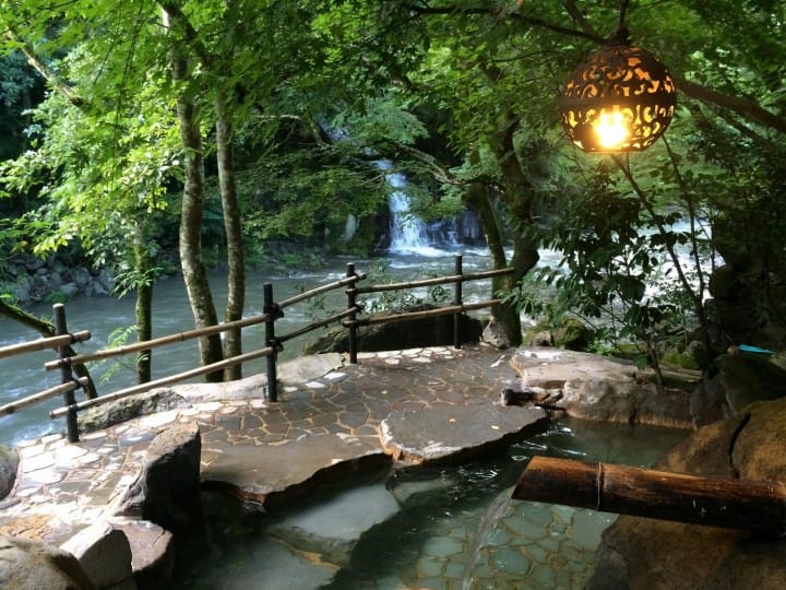 川、湧水、温泉、滝 ―「水郷 日田」の水を巡る旅