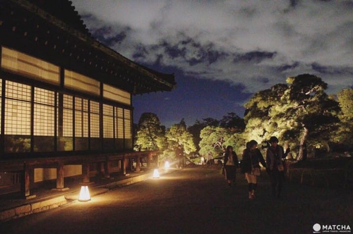 夜間二条城