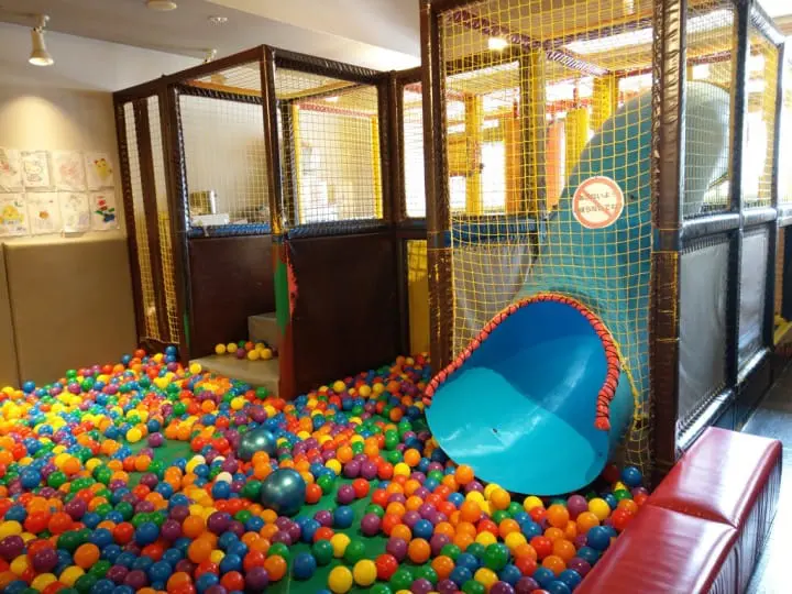 室內球池 親子
