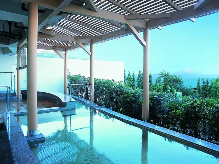 一票在手，享盡鮪魚、無敵海景的三崎之旅！