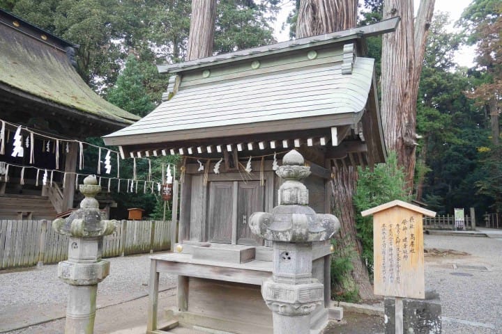 鹿島神宮高房社