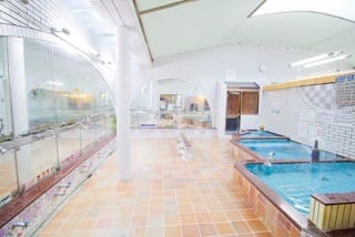 【京都】樓上就是刺青店!最顛覆常識的錢湯 「サウナの梅湯」