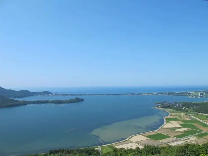 島国日本の自然を堪能するなら、海を望める「国立公園」へ