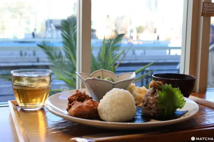 中目黑 飯糰咖啡店