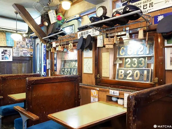 咖哩NIAGARA火車座椅