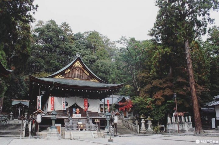 日牟禮八幡宮