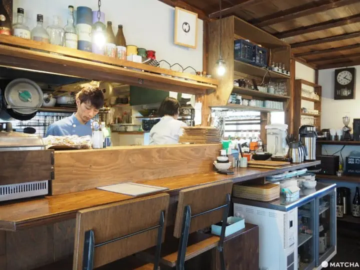 宮ノ下森食堂メシ店內