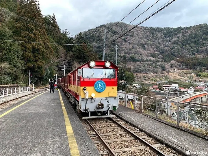 豊かな自然と温泉に恵まれた寸又温泉峡