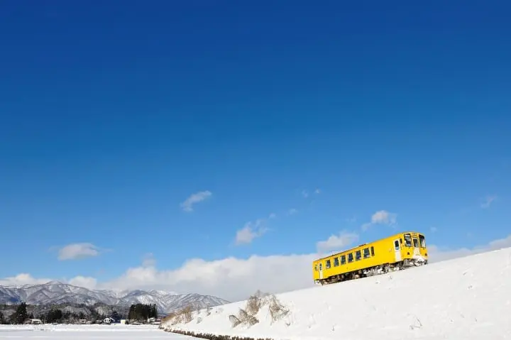 秋田內陸線