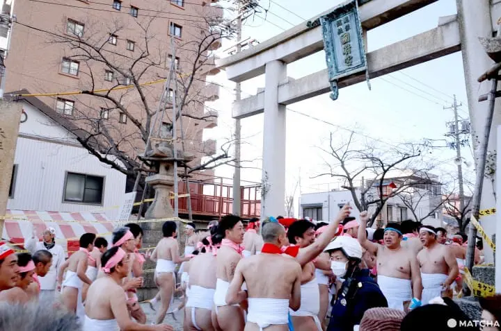 日本奇祭-國府宮裸祭