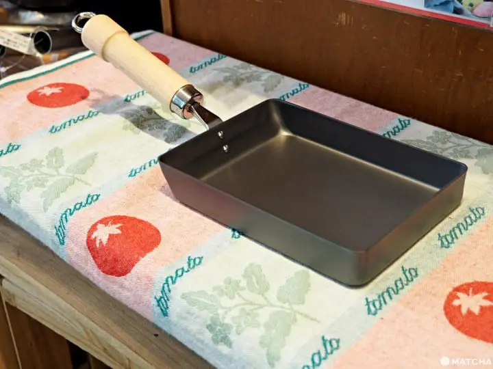 RIVER LIGHT tamagoyaki iron pan