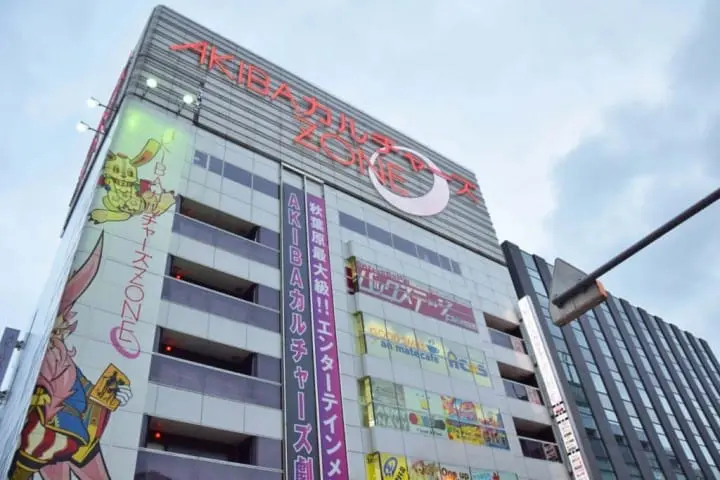 3 Must-Go ANIME Stores In Akihabara