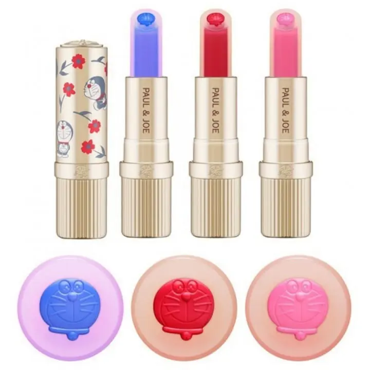 แต่งสวยด้วยความน่ารัก! กับลิปและแป้ง PAUL & JOE ลายโดราเอม่อน