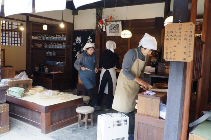 Want A Rich Partner? 3 Things To Try At Imamiya Shrine