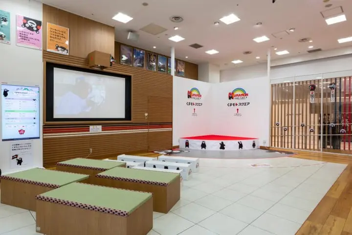 熊本県「くまモンスクエア」へ、大人気のご当地キャラクターに会いに行こう！