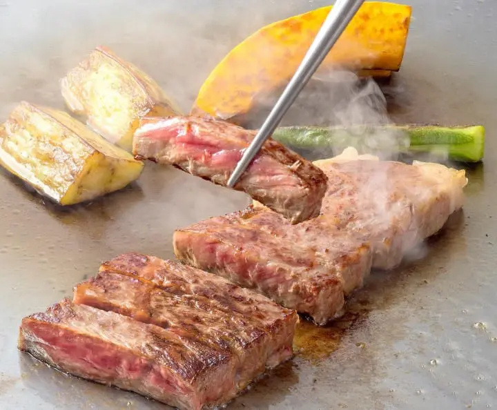 写真映えスポットがいっぱい！九州・宮崎の絶対行きたい10スポット＆絶品8グルメ