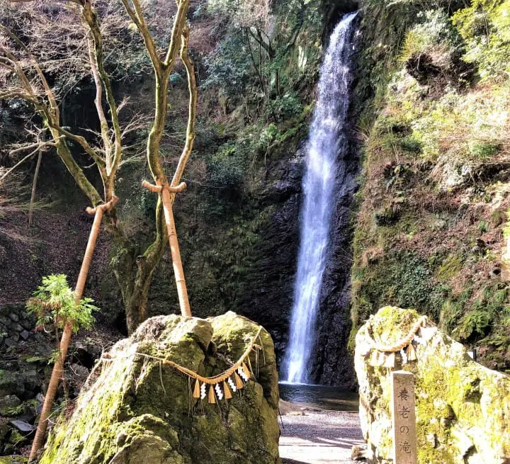 Japan, Off The Beaten Path (4) - Falling for the Beauty of Mt. Yoro