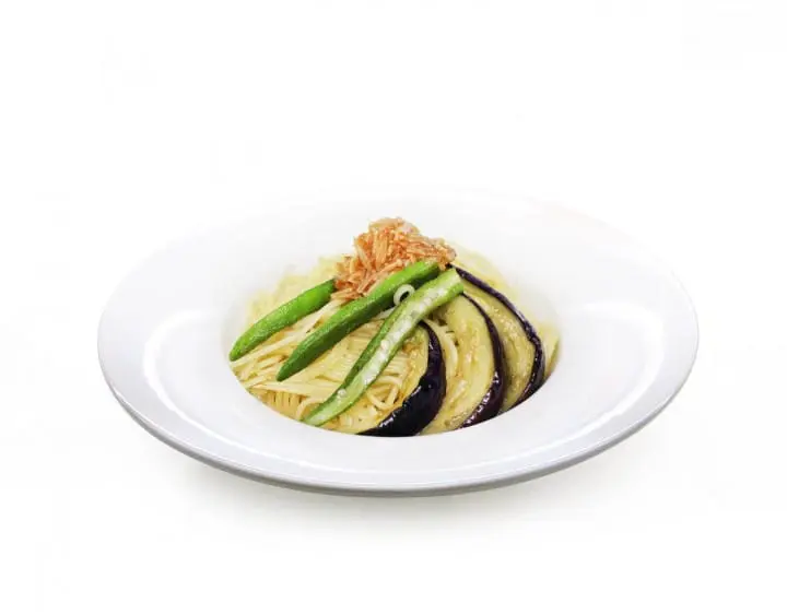 จัดเต็มความอร่อยที่ร้านเค้กผลไม้สุดอลังการ Cafe comme ca กับ 