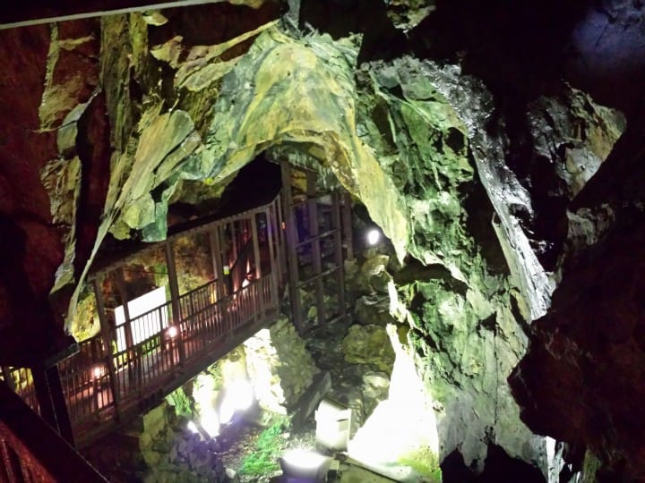 銀山溫泉