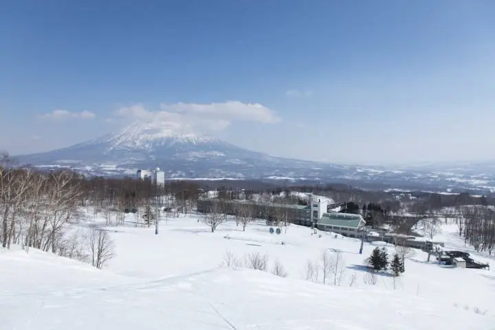 ニセコ観光ガイド〜人気のスキーリゾートから観光地・アクセスまで〜