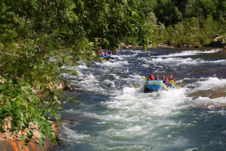 ニセコ観光ガイド〜人気のスキーリゾートから観光地・アクセスまで〜