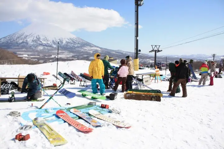 ニセコ観光ガイド〜人気のスキーリゾートから観光地・アクセスまで〜