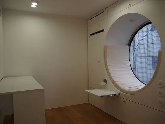 新桥中银胶囊塔