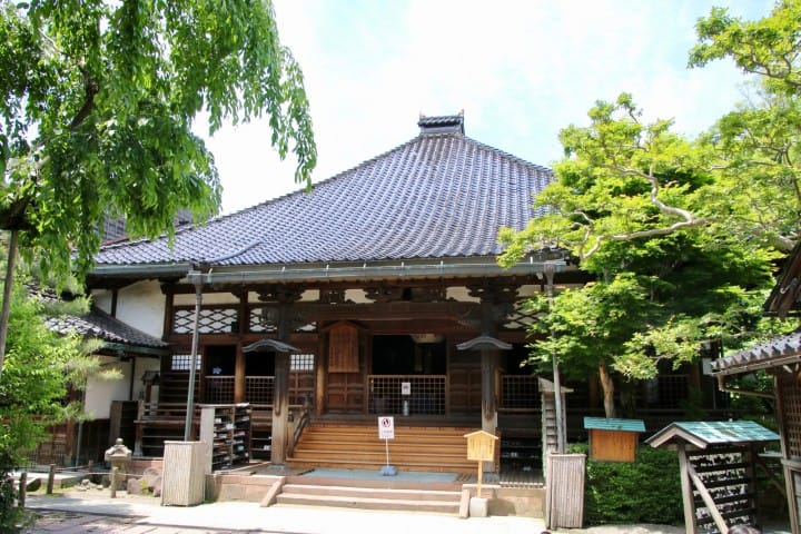 Ishikawa Prefecture: From Famous to Hole-In-The-Wall Sightseeing Spots and Fine Food
