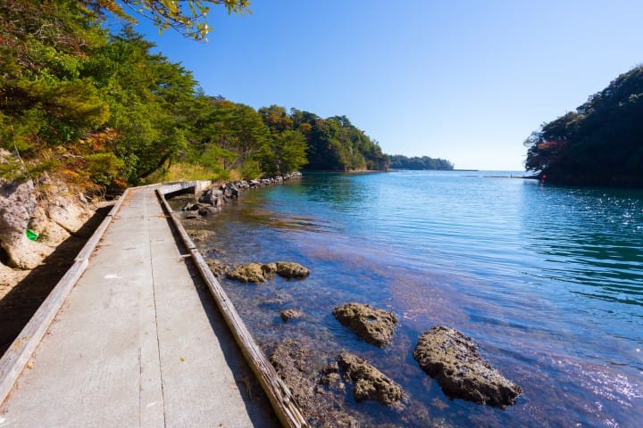 Ishikawa Prefecture: From Famous to Hole-In-The-Wall Sightseeing Spots and Fine Food
