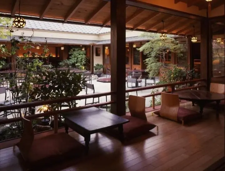 Gonpachi Nishi Azabu - Edomae Sushi In A Beautiful Japanese Garden