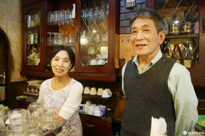 SEKAI HOTEL 西九条 喫茶店夫婦